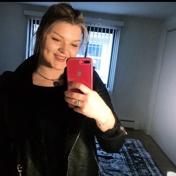 Meet your Posher, Sevastie - Picture 1 of 1